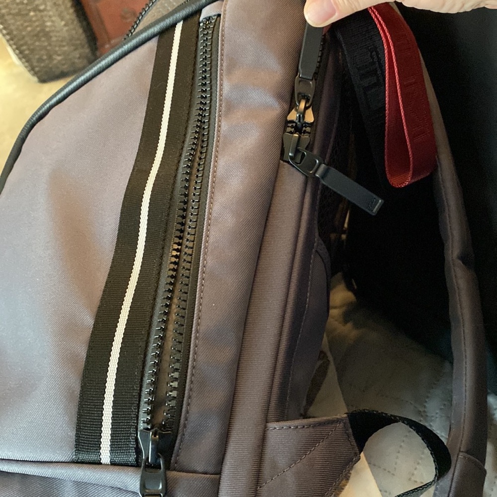 Tumi backpack - Picture 11 of 11